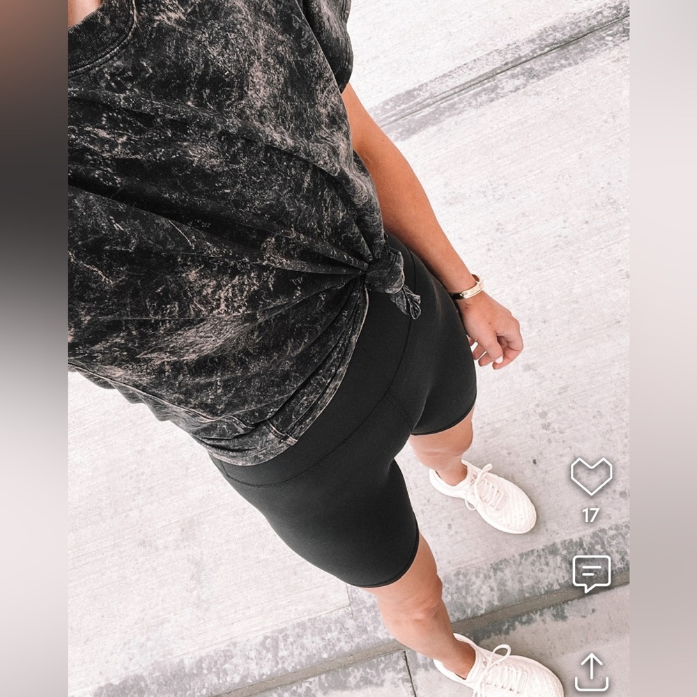 Lululemon over size tie dye tee